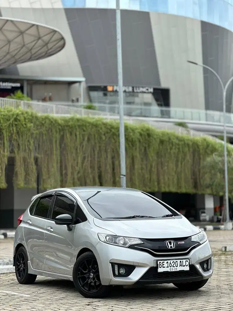 JAZZ RS 1.5 CVT 2015