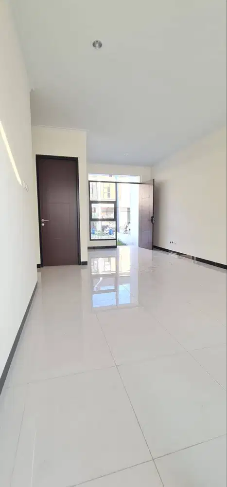 Dijual Rumah Baru Minimalis 2 Lantai di Taman Kopo Indah TKI 5