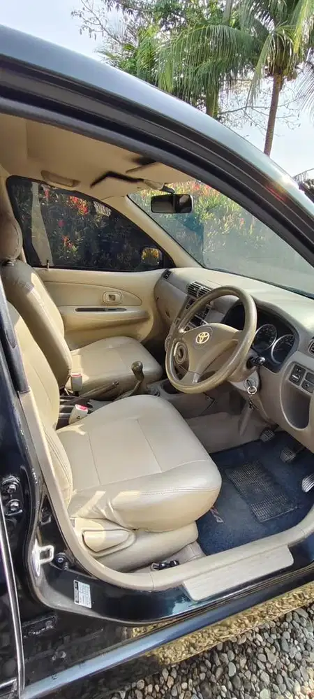 Dijual toyota avanza 2008, terawat..Siap Pakai!