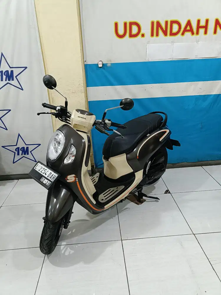 SCOOPY ESP SPORTY FI ECO 2023 bisa kredit
