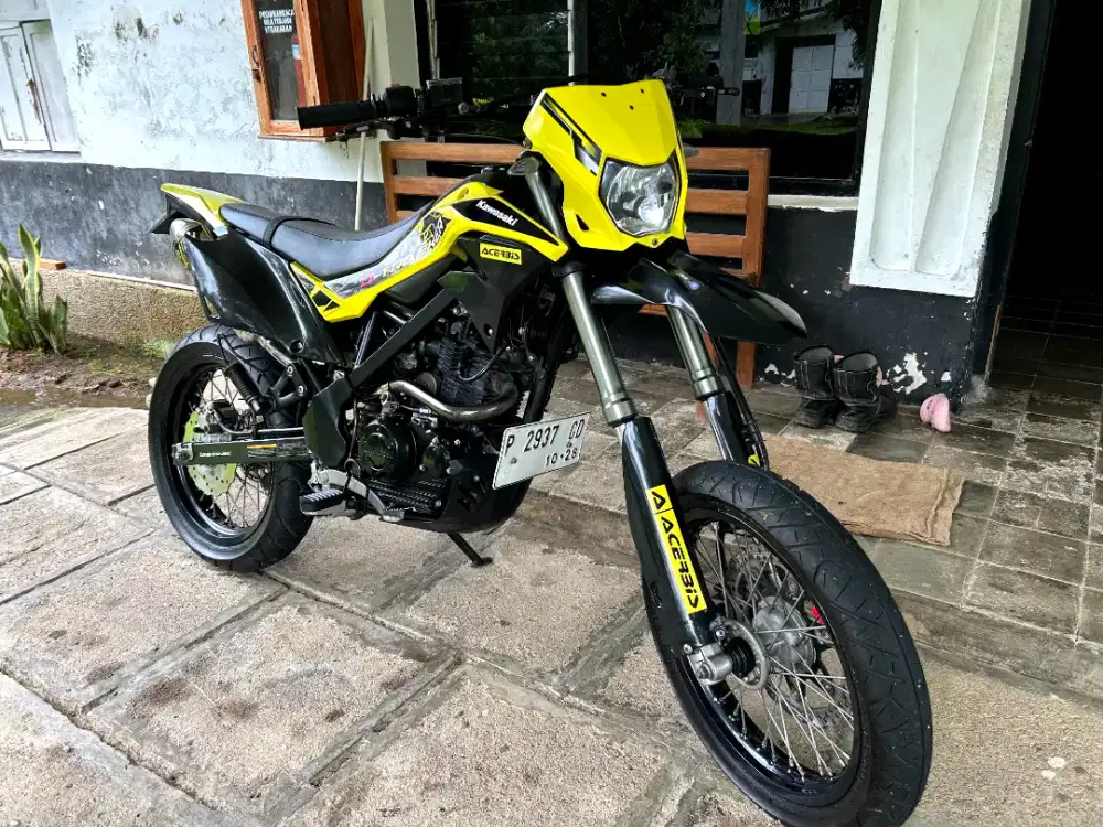 Kawasaki D-Tracker SE 2015