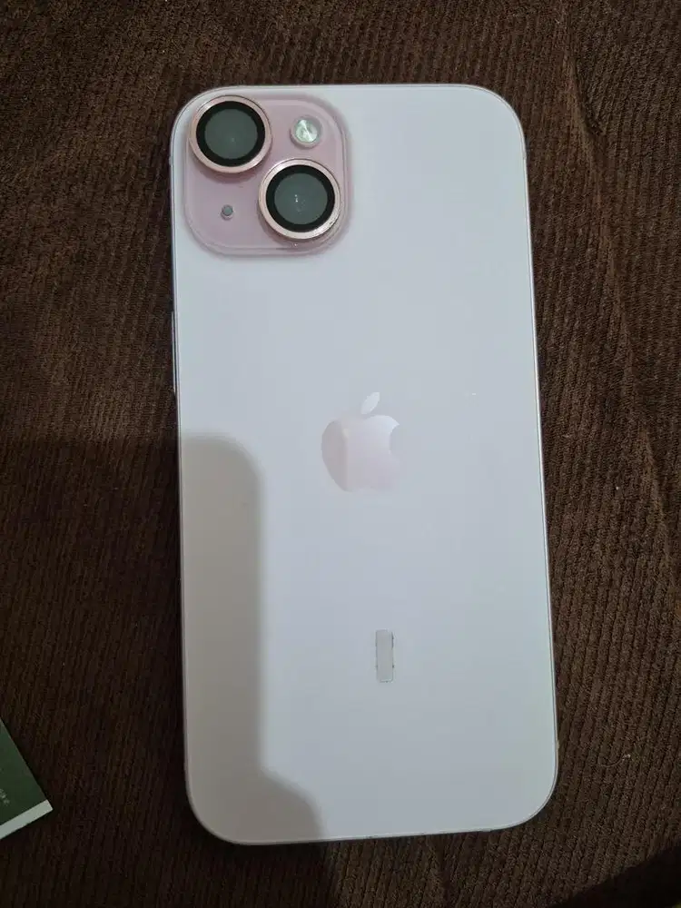 Iphone 15 basic (biasa) ibox 128 gb BH 84%