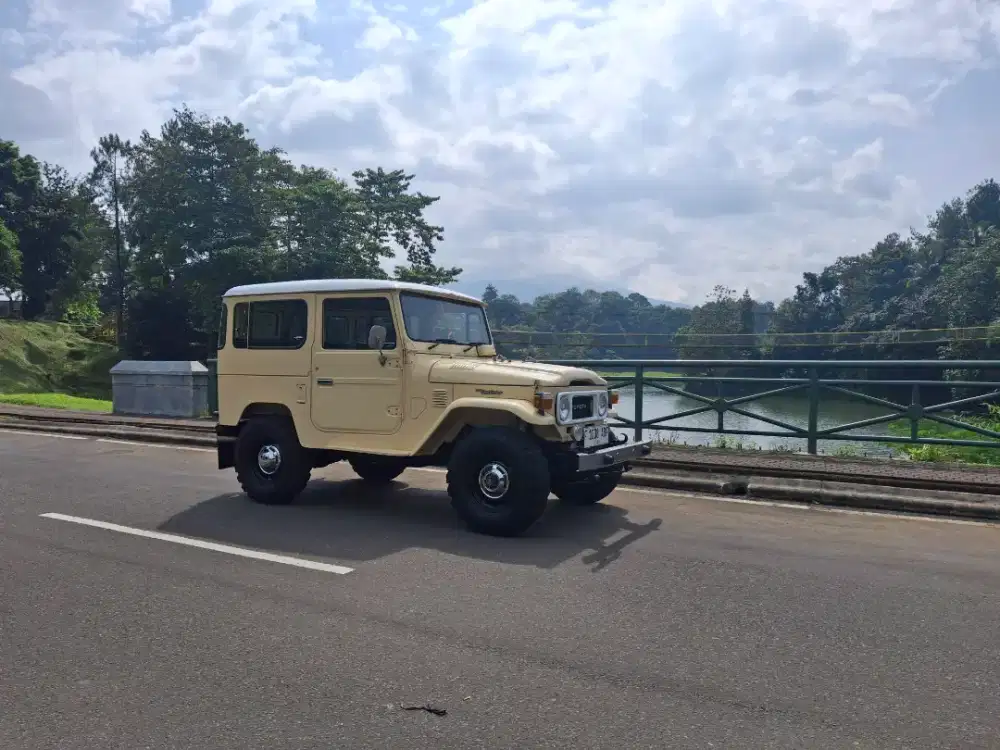 Toyota hardtop fj40 bensin thn 1979 full restotasi total