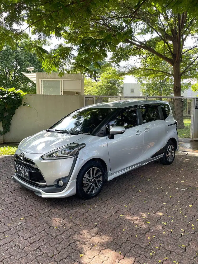 DP MULAI 5 JUTAA TOYOTA SIENTA Q A/T 2017 !!!