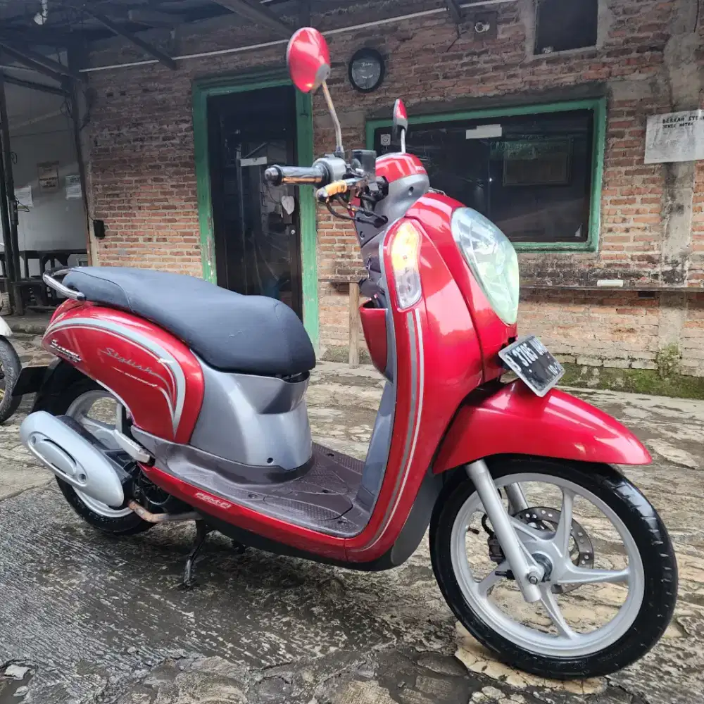 HONDA SCOOPY PAJAK PANJANG STYLISH ISS ESP