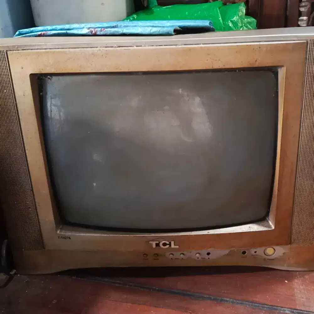 TV TCL bekas mati