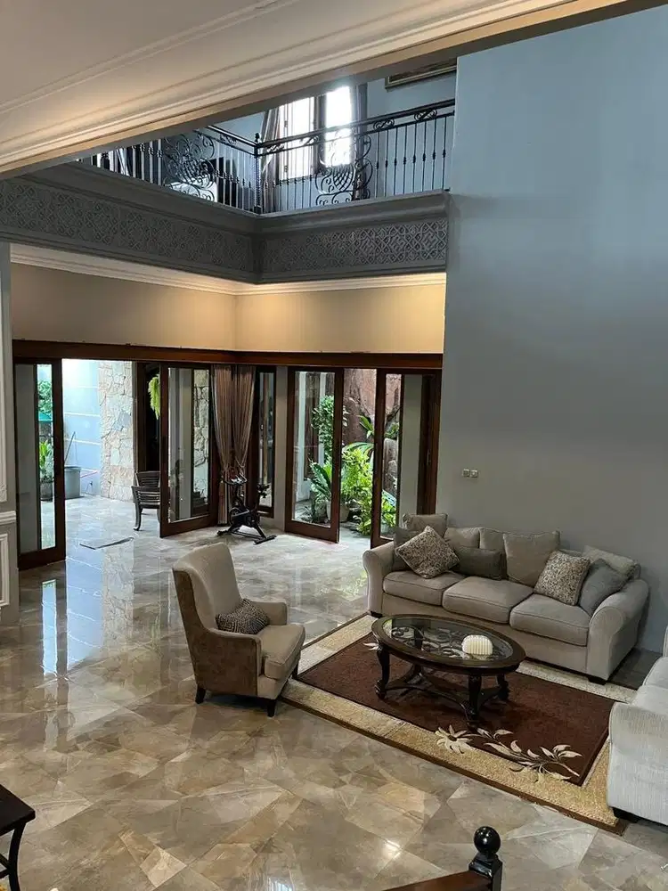 DIJUAL RUMAH MODERN TAMAN BESAR DAN TERAWAT