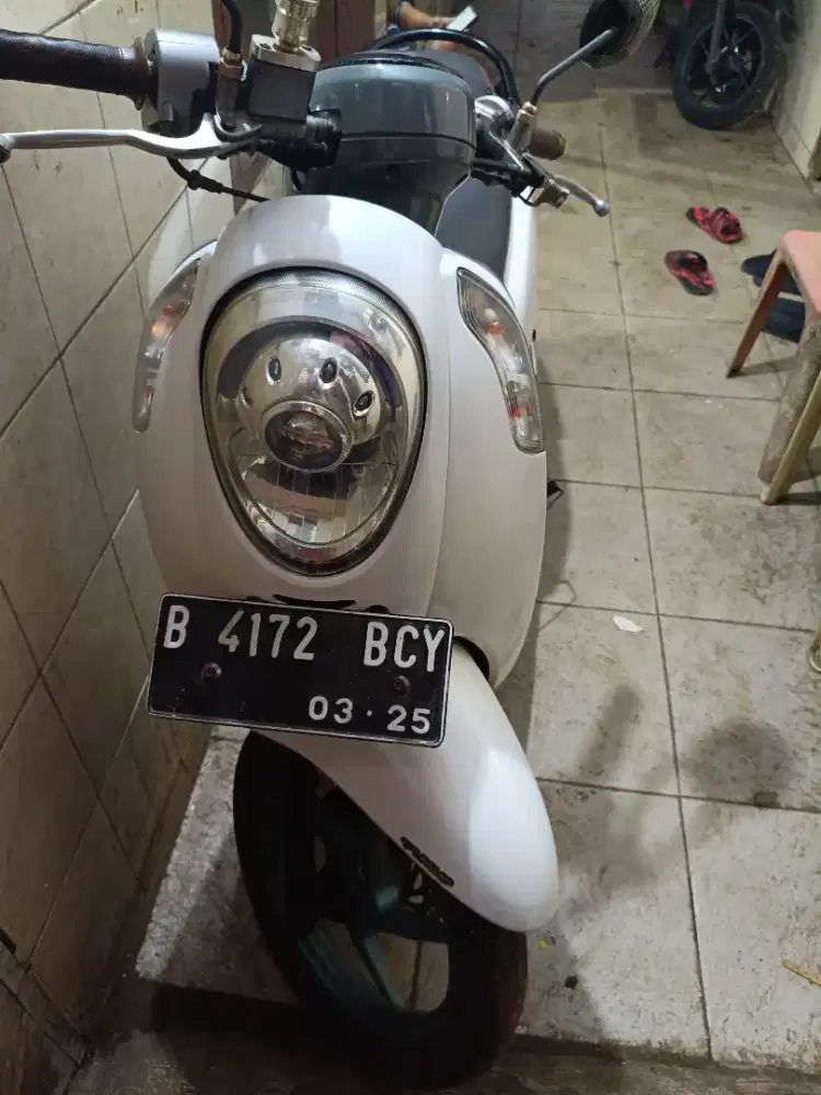 Jual honda Scoopy 2015