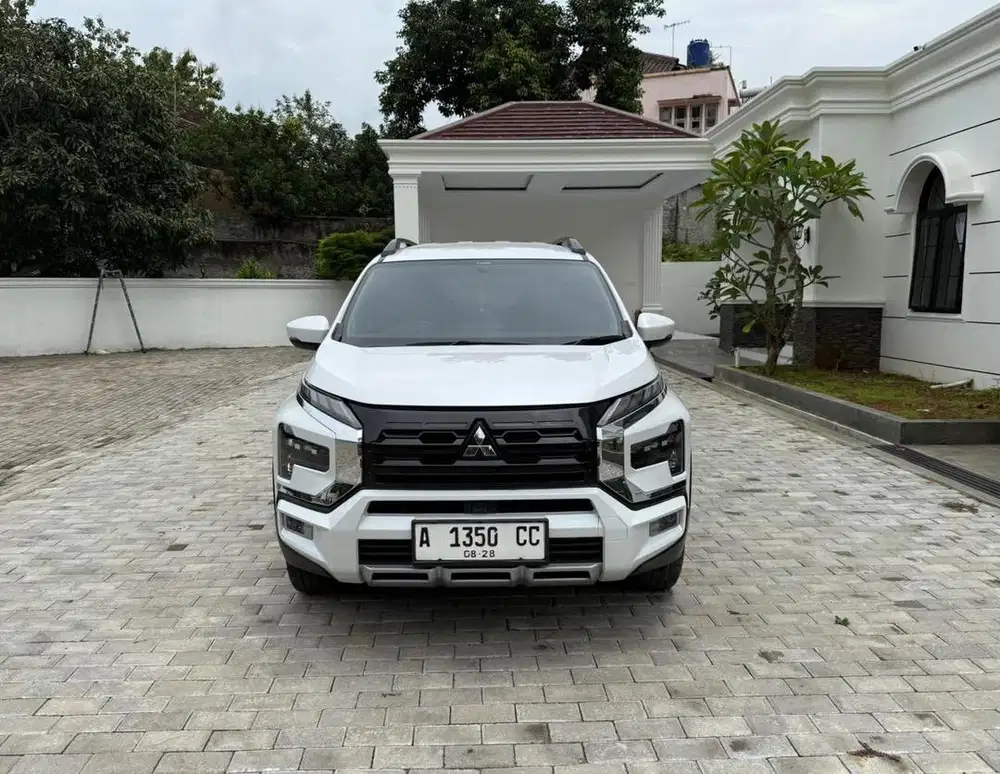 XPANDER CROSS PREMIUM PACKAGE MATIC 2023