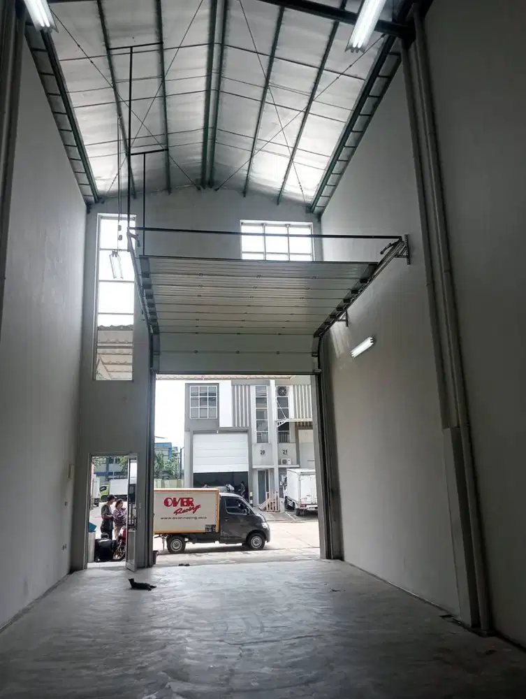 Dijual Gudang Strategis Green Lake City Tangerang