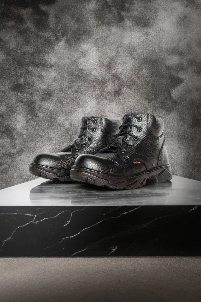 Smart Sepatu safety sol anti slip Samarinda