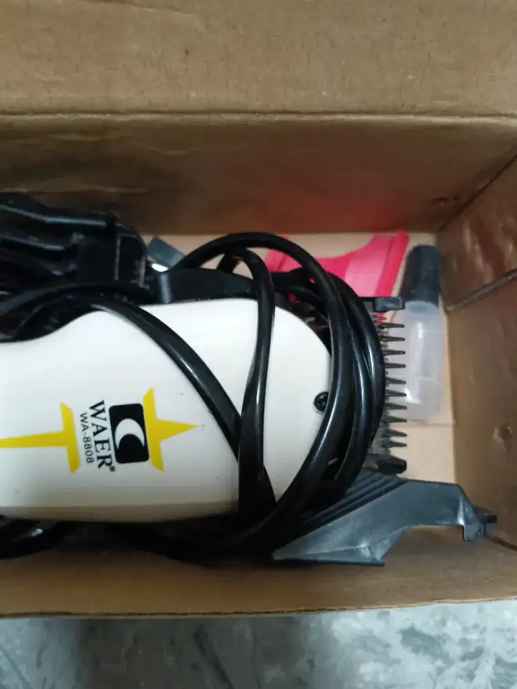 Mesin Potong Rambut merek Waer