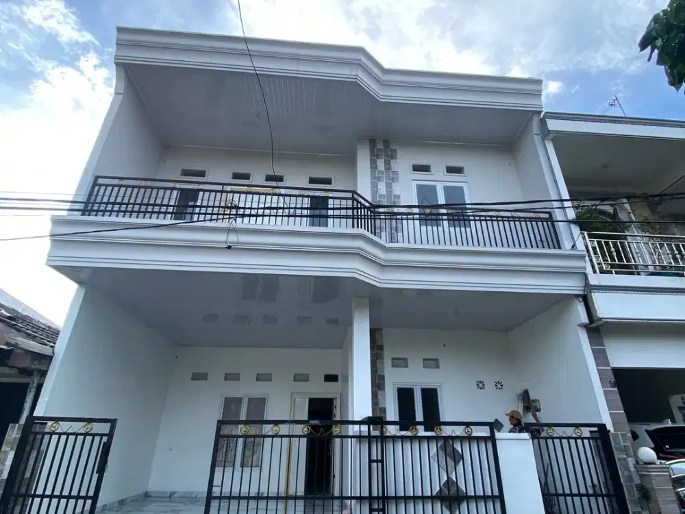 Rumah Hadap Timur 15 Menit ke Terminal Bubulak 2 Lt Siap KPR J-41921