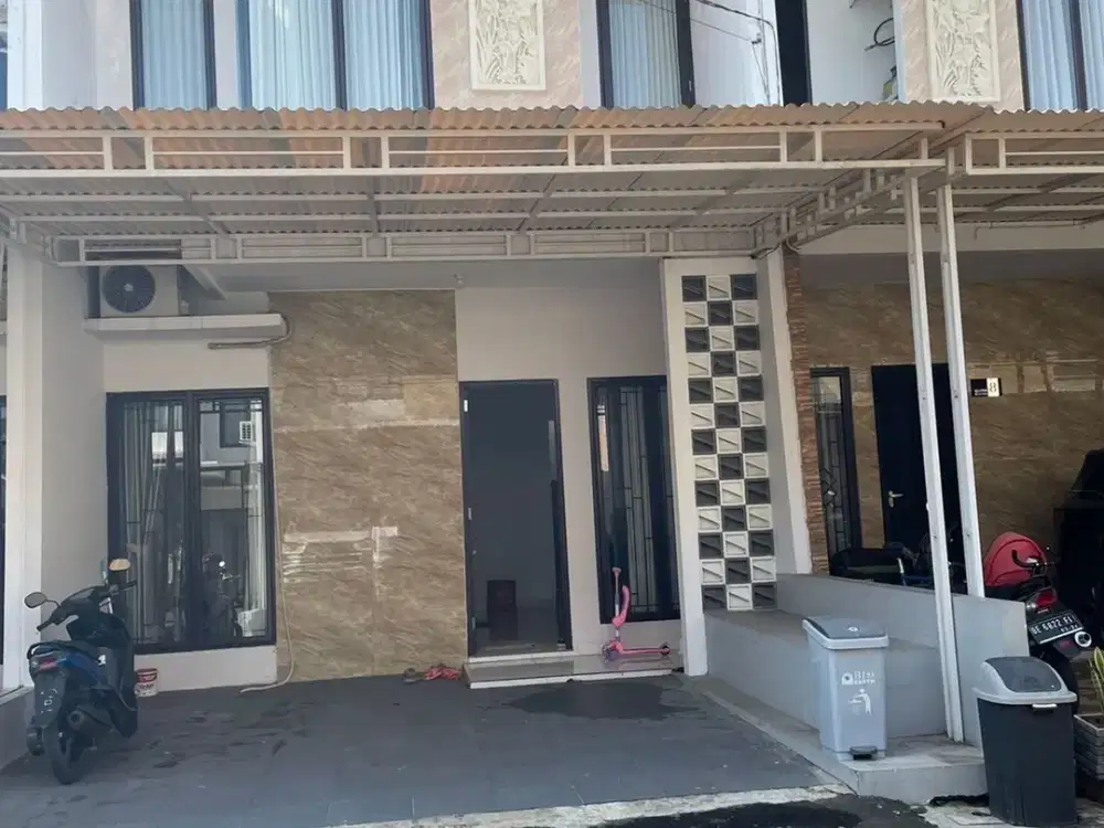 Rumah Carport Luas 8 Mnt ke Living Plaza Pamulang Dibantu KPR J-39695