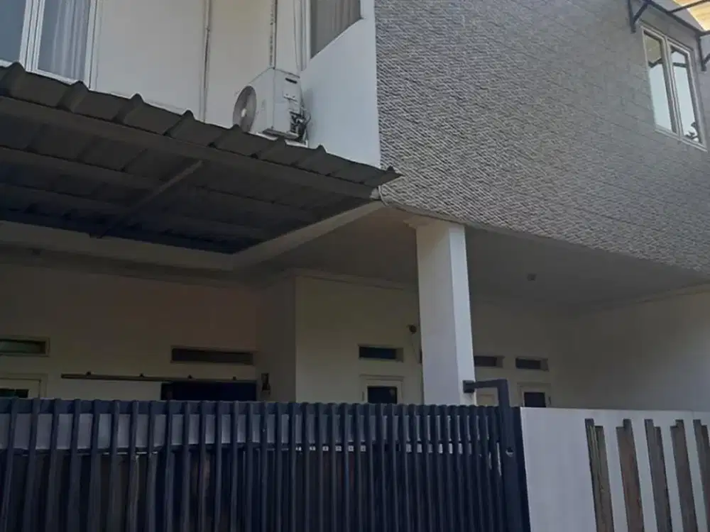 Rumah SHM Terawat 13 Mnt ke Living Plaza Pamulang Hadap Timur J-41367