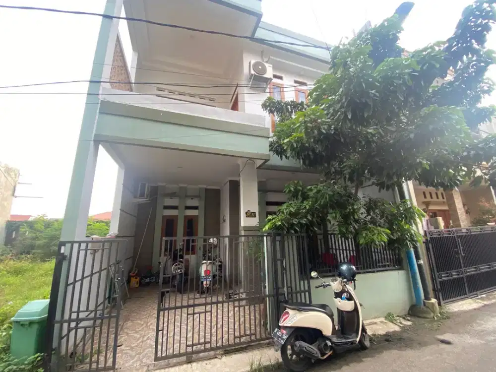 Rumah SHM Strategis 10 Mnt ke Pintu Tol Bambu Apus 1 Siap KPR J-41245