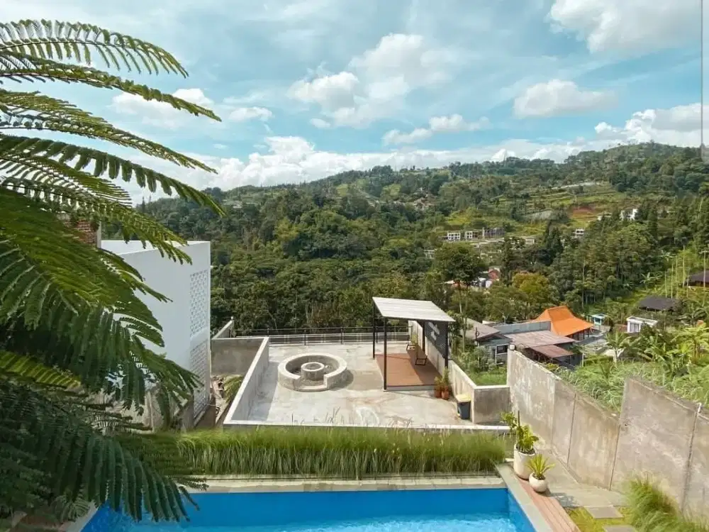 Dijual Villa Mewah View Hutan + Pool & Jacuzzi di Dago Giri