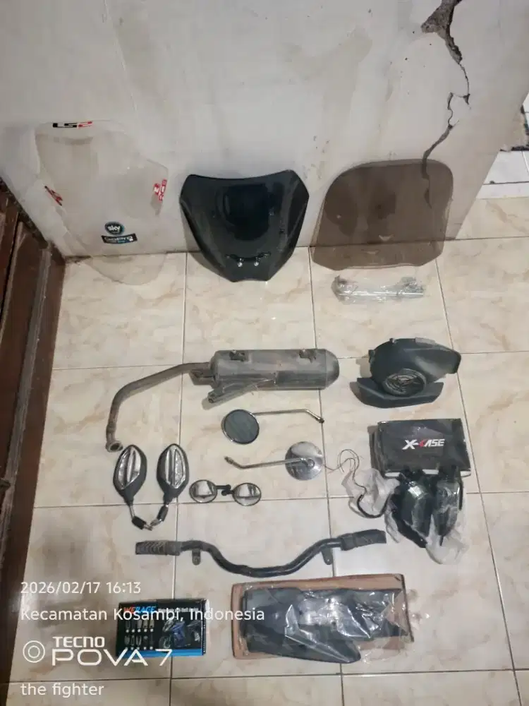 Barang aksesoris variasi motor