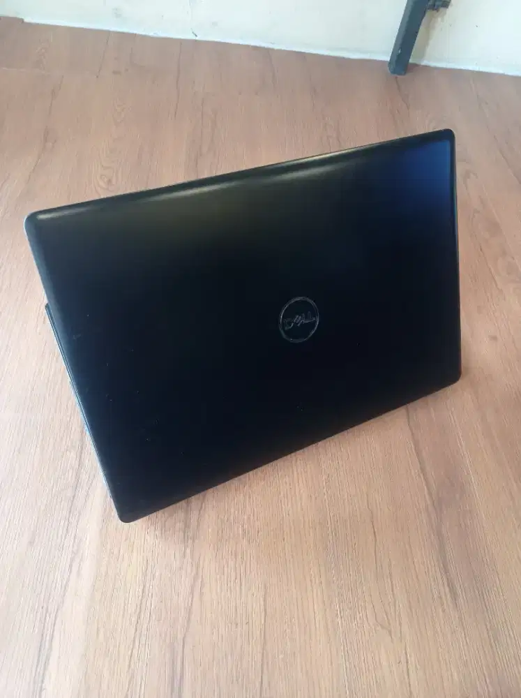 Delll inspiron ryzen 5 ram 8 ssd 240gb manteppp josss