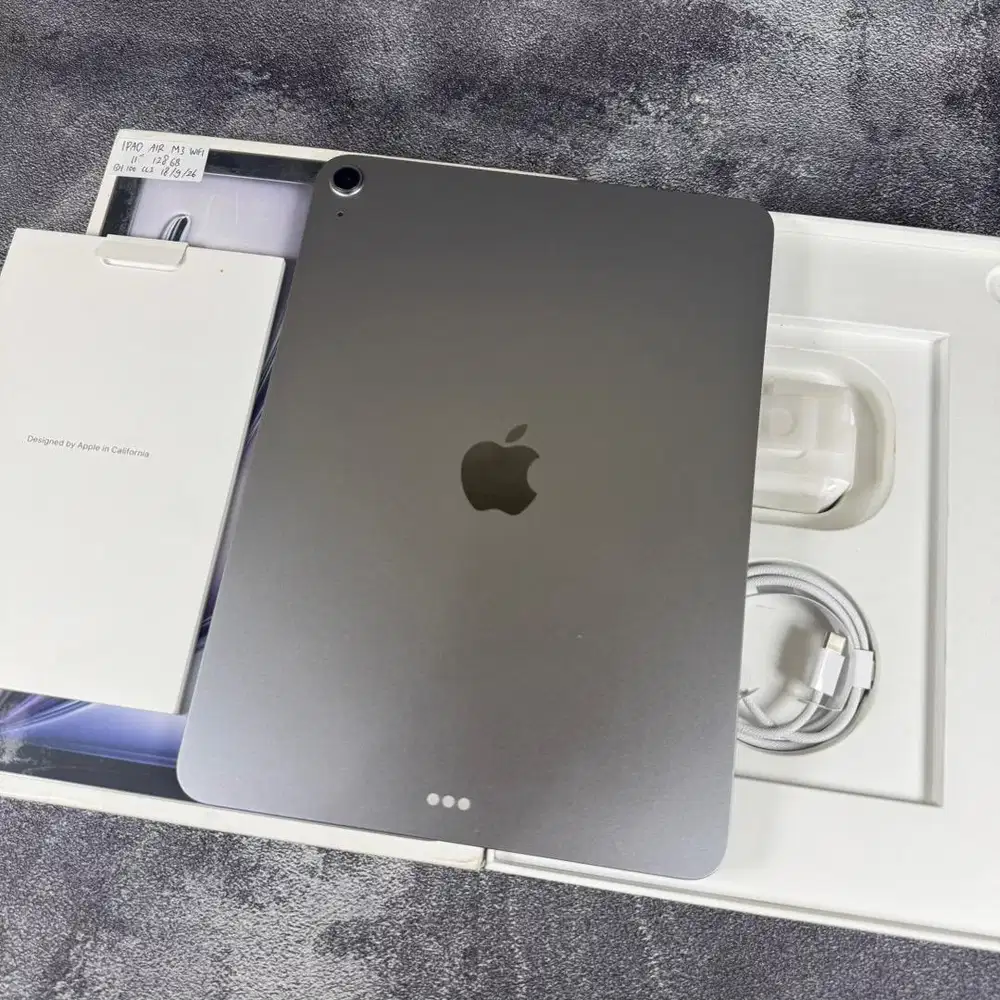 Ipad Air M3 11” Wifi 128GB Grey Garansi 18/9/26 BH 100 CC 2