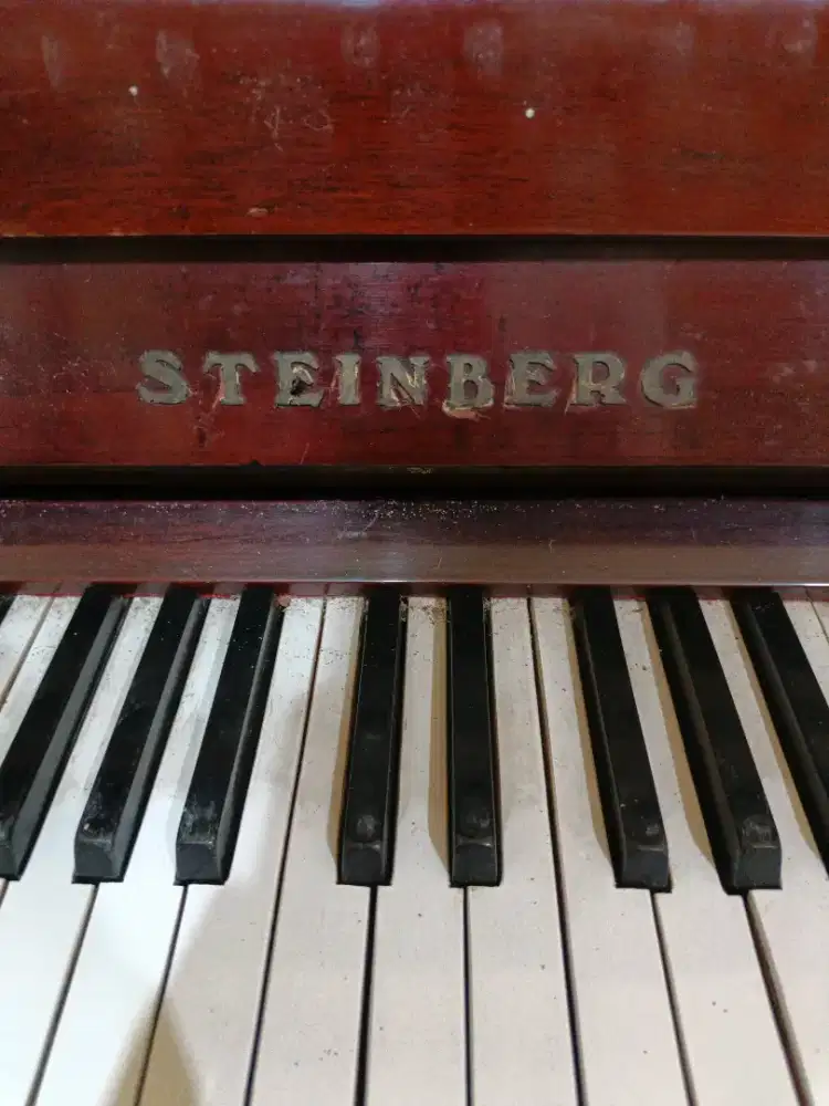 Jual piano buatan jerman