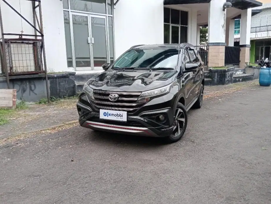 Pajak Panjang - TOYOTA Rush 1.5 TRD Sportivo Bensin A/T 2018 HITAM