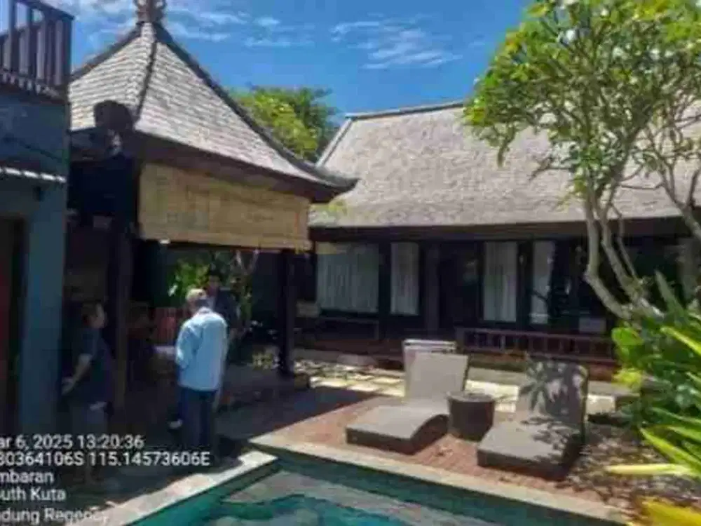 Dijual villa di komplek puri gading jimbaran