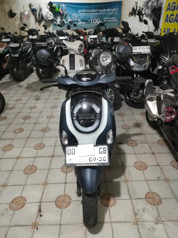 Honda Scoopy 2025 biru putih