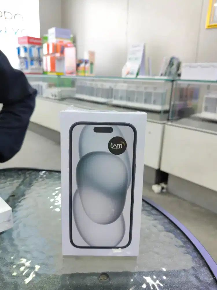 IPHONE 15 128 BLACK GARANSI RESMI IBOX