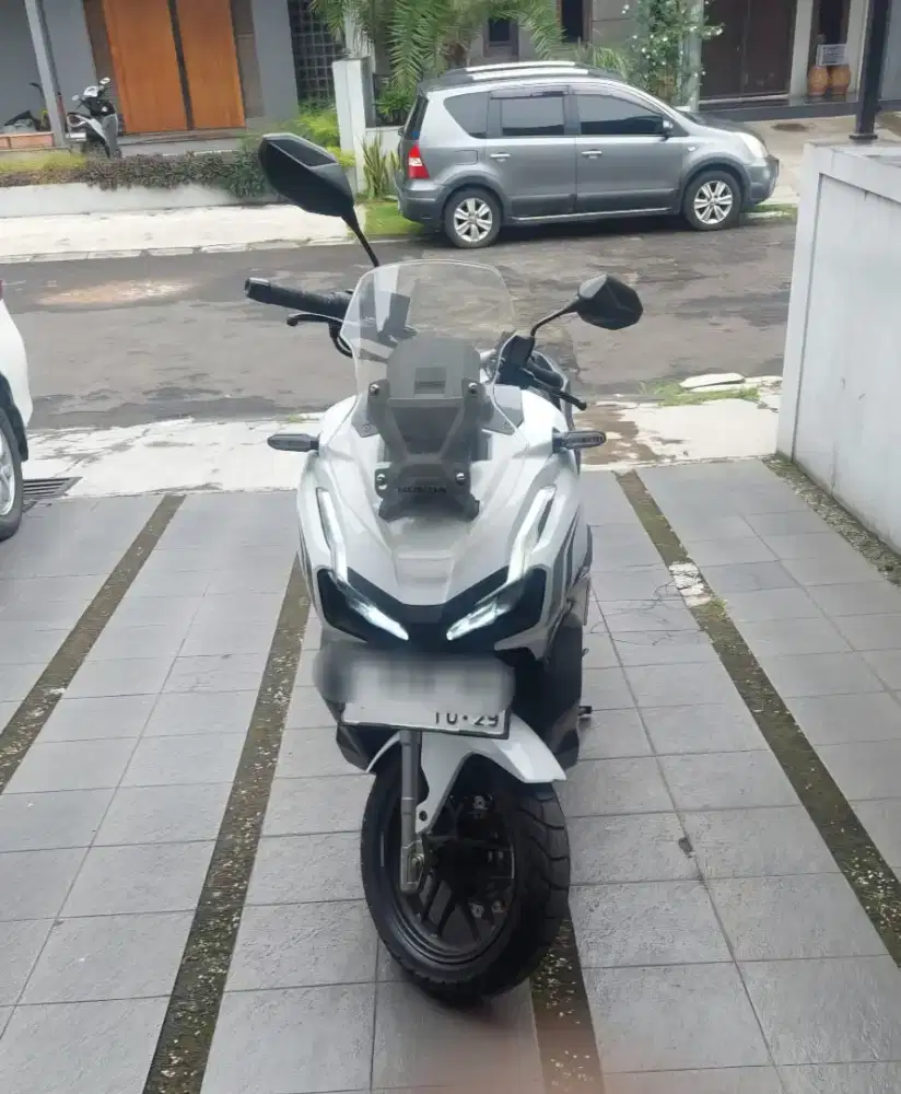 HONDA ADV 150 TAHUN 2019 LIKE NEW LOW KM