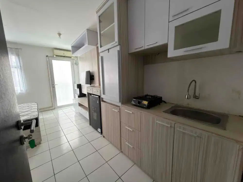 disewakan studio tipe besar 25m full furnished siap huni lt rendah