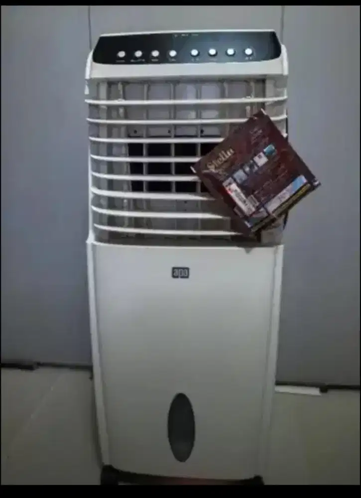 Air Cooler merk APA warna putih