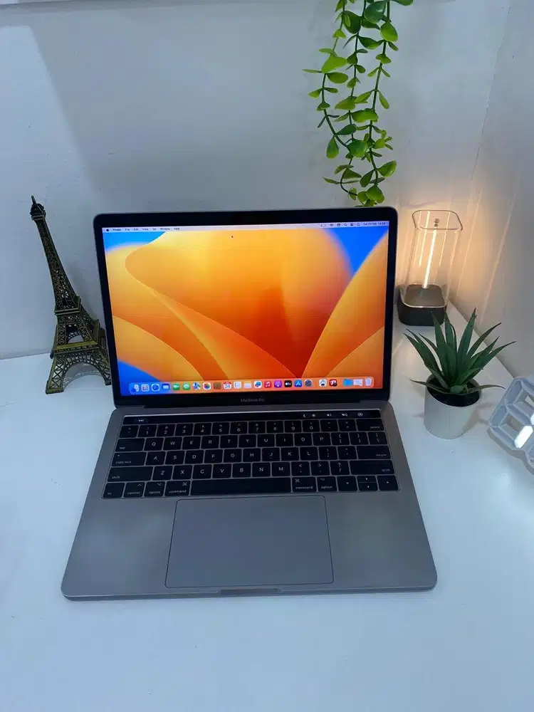 MACBOOK PRO 2017 TOUCBAR