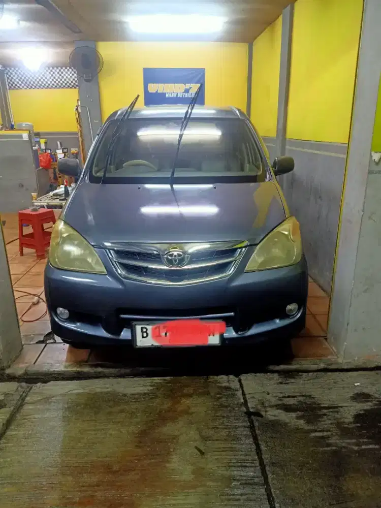 Toyota Avanza 1.3 G-AT 2010