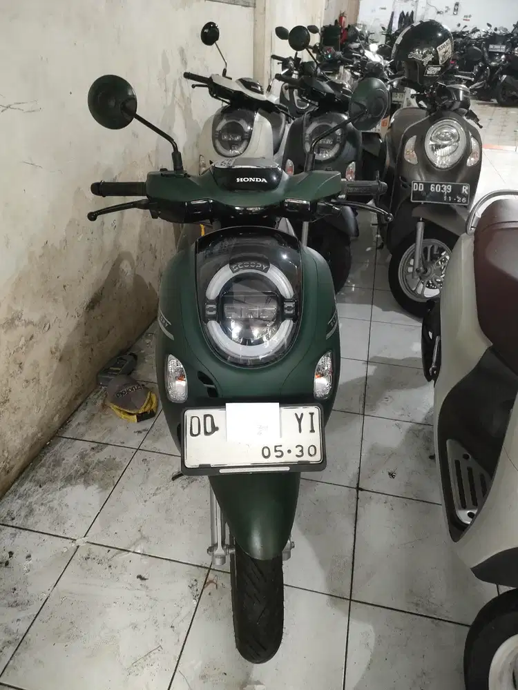Honda Scoopy 2025 hijau