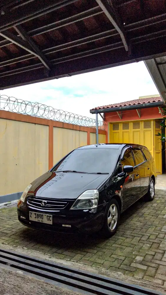 Honda Stream 2003