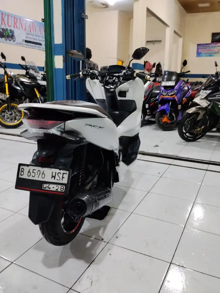 For sale honda pcx 150cc 2018 siap pakai super mulus