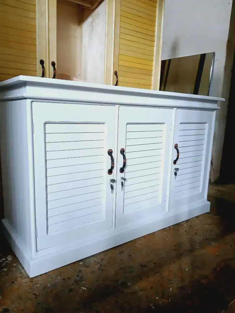 Lemari serbagunan ukuran pj 120 tg 80cm lb 47vm