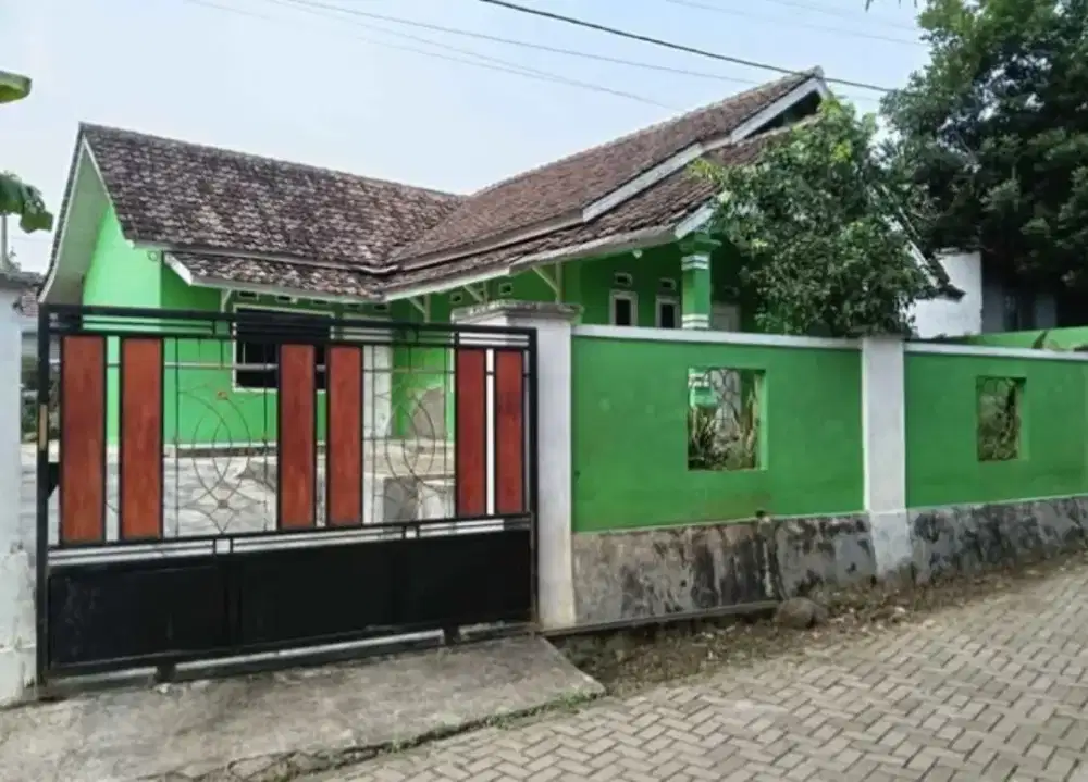 RUMAH SIAP HUNI DI LOKASI STRATEGIS PUSAT PANDEGLANG