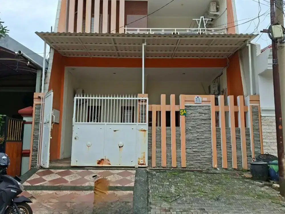 Rumah 2 Lantai Mulyosari Prima Ada usaha Kost aktif