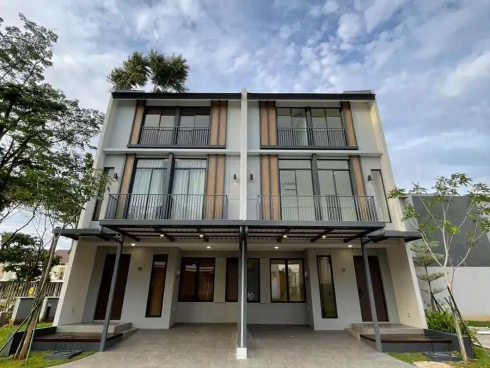 Anza @malibu Village rumah 3 lantai 1,5 M an DP Rendah