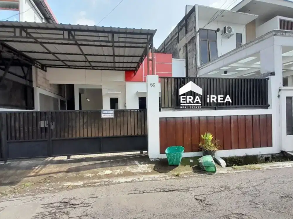 DISEWAKAN RUMAH DI MANGKUBUMEN, BANJARSARI, SURAKARTA