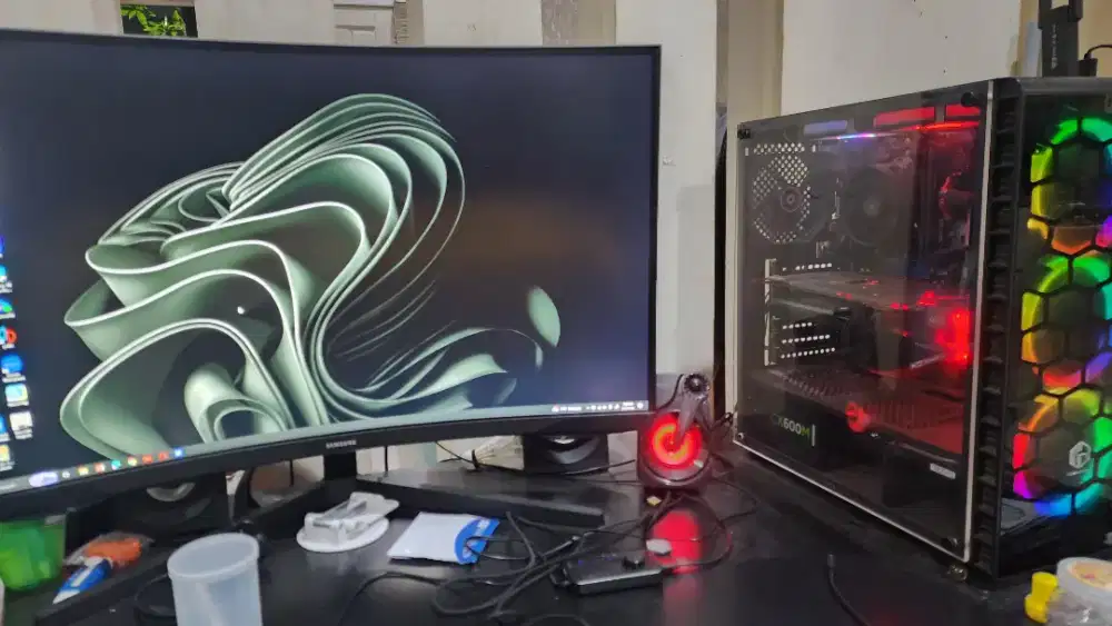 ​PC Gaming Full Set 144Hz - Ryzen 5 + RX 6700XT Red Devil (Mulus)