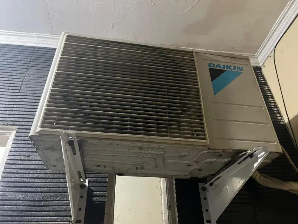 Dijual ac daikin