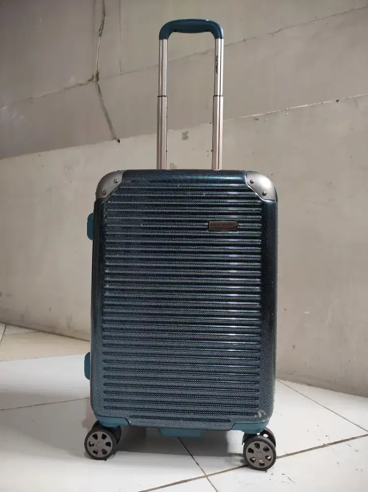 Koper Hush Puppies 20 inch Cabin