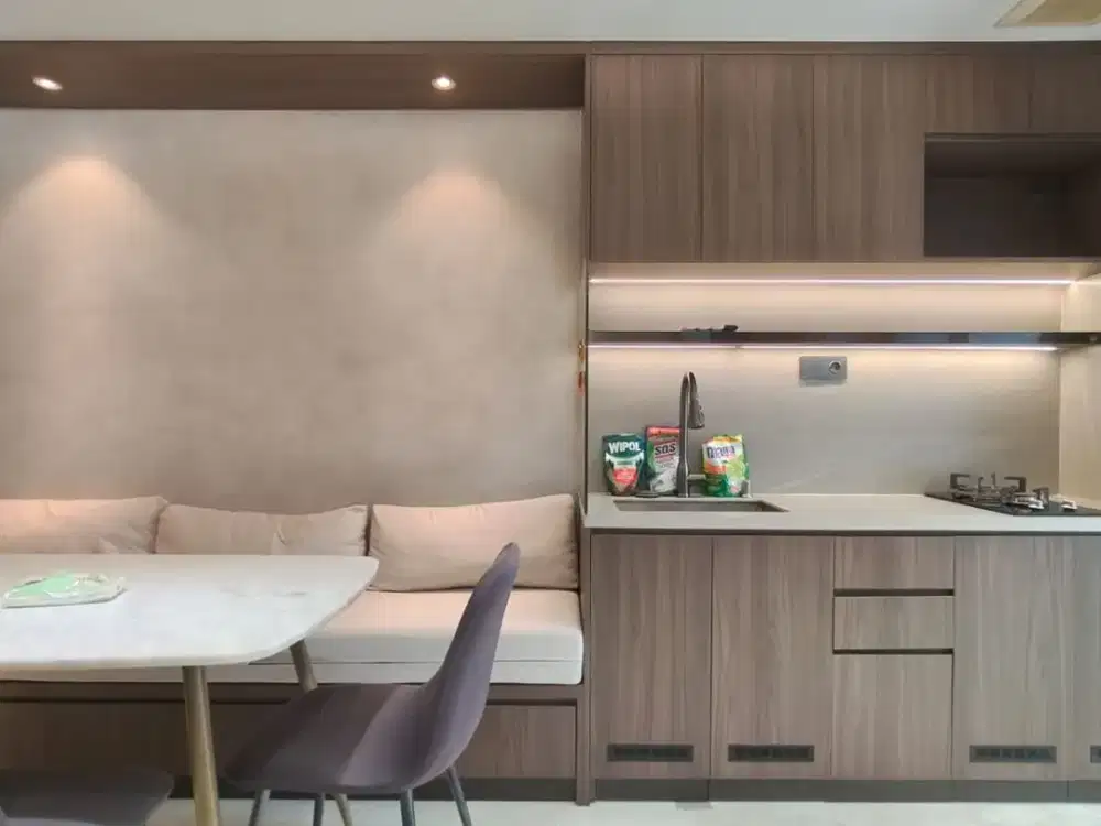 Disewakan 2BR Furnish Interior Bagus Lantai Rendah di Apartemen Royal Mediterania Garden