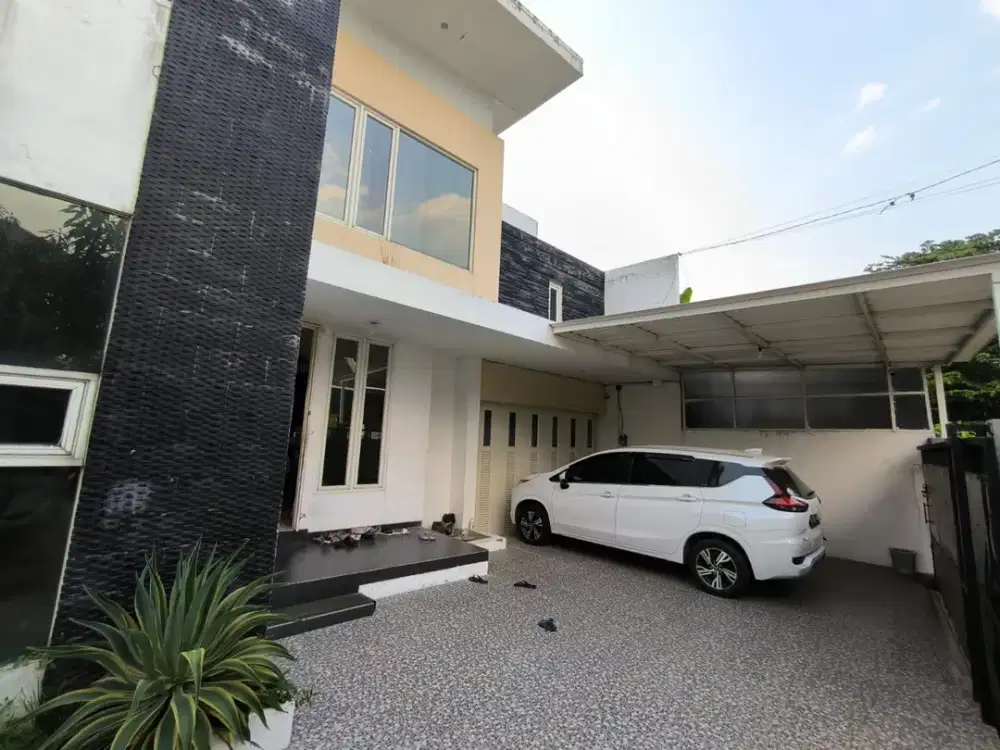 Dijual Rumah di Manyaran Semarang Barat
