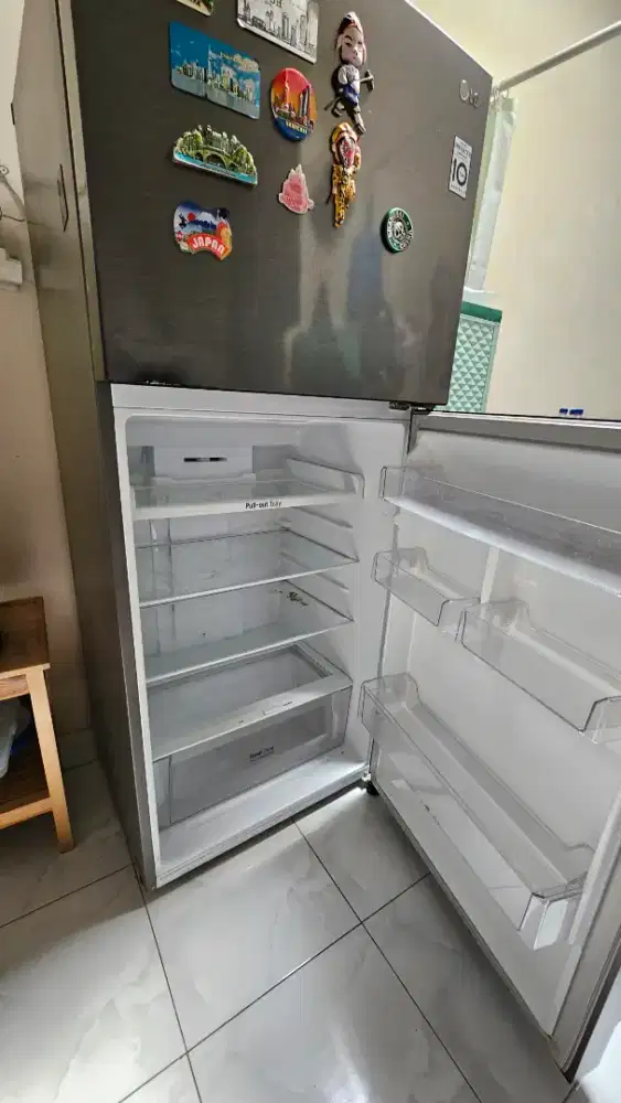 Kulkas LG Model GN - B422SQCL