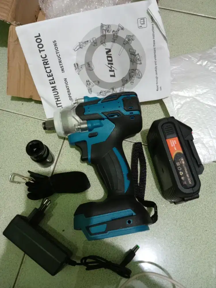 Alat Bor/mesin Bor battery Masih baru