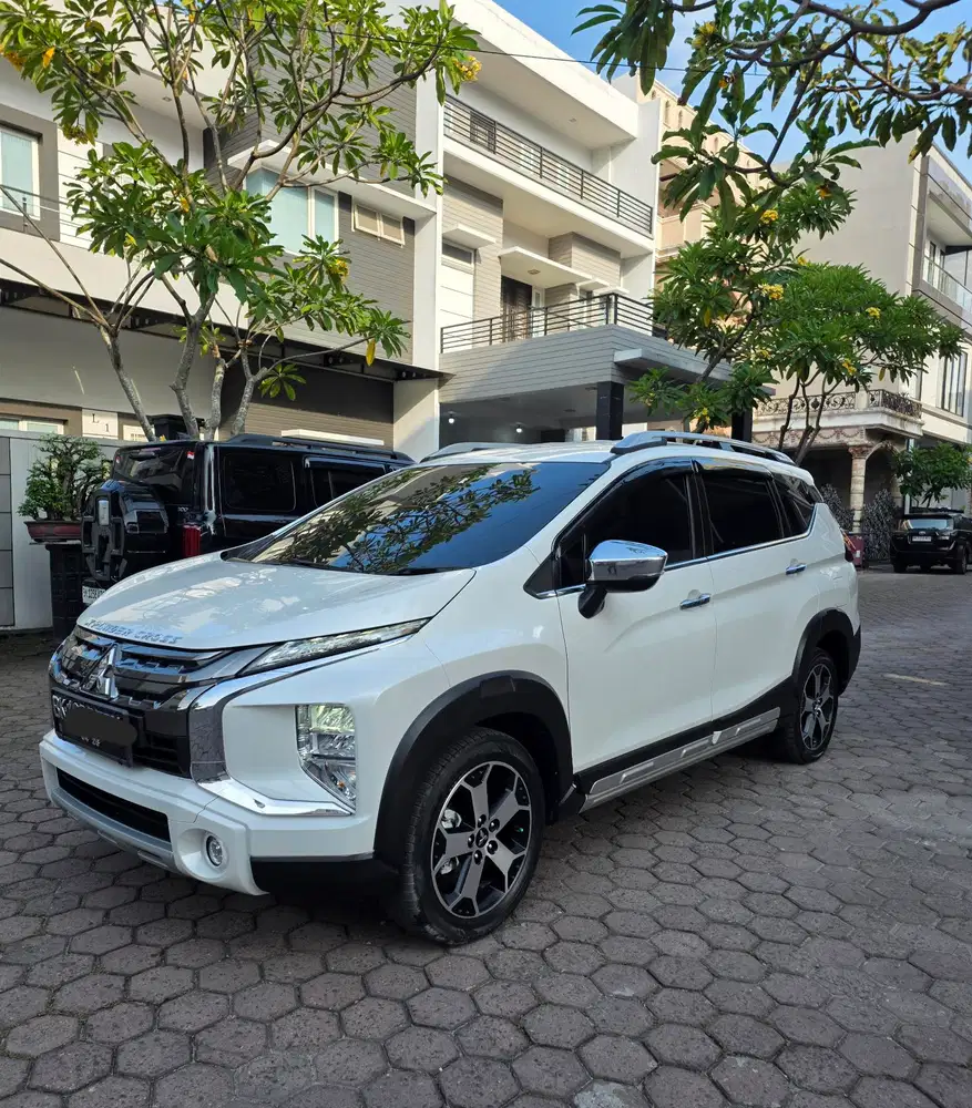 Mitsubishi Xpander Cross Premium Automatic 2021